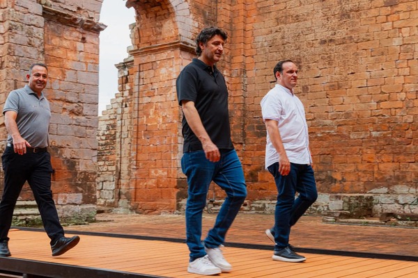 Visita oficial  del Embajador de Israel en Encarnación, por invitación del diputado Sebastián Remeswoski