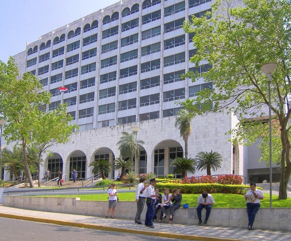 El Deber de Transparencia: Un análisis profundo sobre la constitucionalidad del control a las ONGs en Paraguay