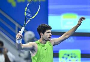 Alcaraz, semifinalista tras remontada - Tenis - ABC Color