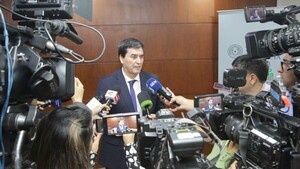 Ministro Santander dice que, como todos, tiene aspiraciones a presidir la Corte