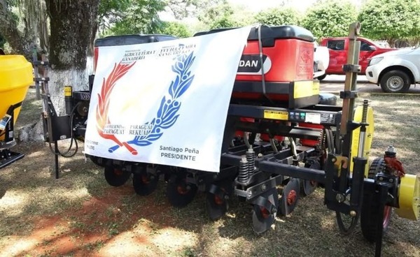 MAG impulsa producción en Caazapá con inversión superior a G.1388 millones en implementos agrícolas - ADN Digital