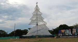 Ráfagas de vientos ocasionan daños materiales y afectan el servicio eléctrico en Ayolas - Nacionales - ABC Color