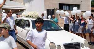 La Nación / Entre lágrimas y profundo dolor despidieron a Tobías con un mensaje cargado de fe