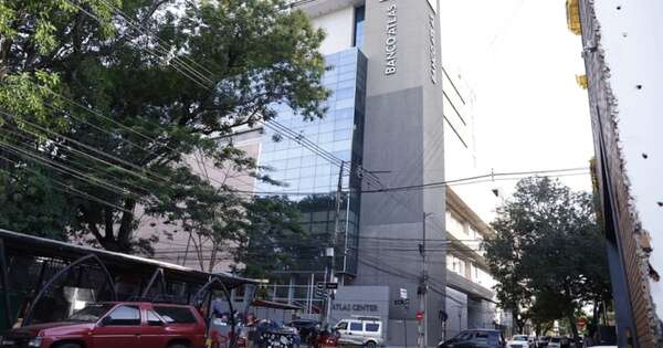 La Nación / Ratifican validez de imputación a los directivos del banco Atlas