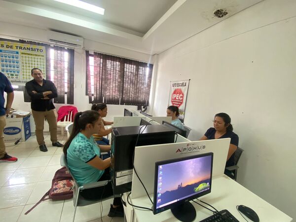 La Municipalidad de Encarnación impulsa curso gratuito de Operador Básico de Informática