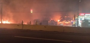 Incendio de pastizal afectó estación de servicios en Ypacaraí