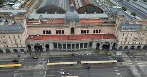 La Nación / Diputados argentinos aprueban reforma laboral en tras huelga general