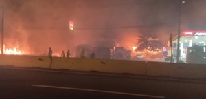 Incendio de pastizal afectó una estación de servicios en Ypacaraí