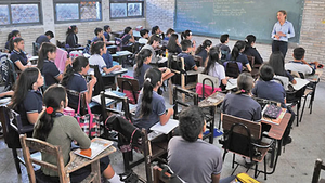 SENAD intensifica prevención y controles en escuelas por inicio de clases