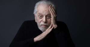 La Nación / Alejandro Jodorowsky presenta un libro-objeto a sus 97 años