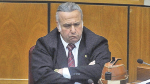 Caja vip: Viudos y viudas cobrarán más de G. 3.689 millones este año - Noticiero Paraguay