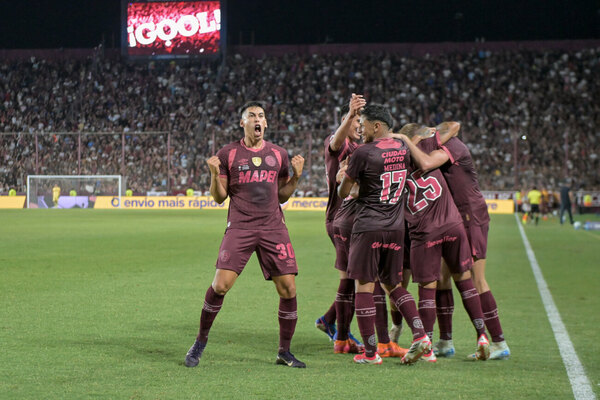 Lanús golpea primero en la Recopa Sudamericana