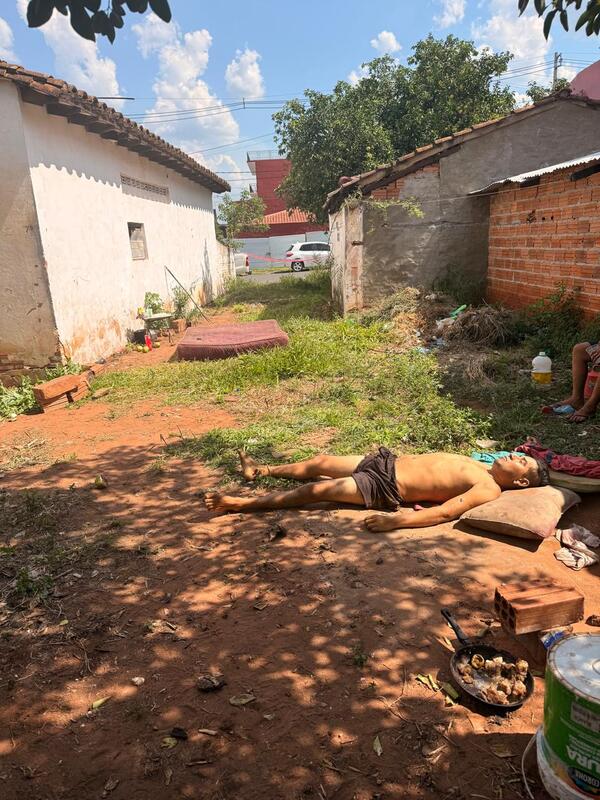 Popular / Ronda de tragos entre ñatos en situación de calle opa en jejuka