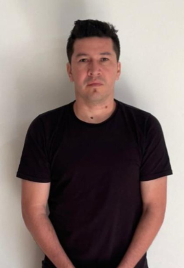 Se entregó Víctor Centurión, exarquero buscado por presunto tráfico de cocaína | Unicanal