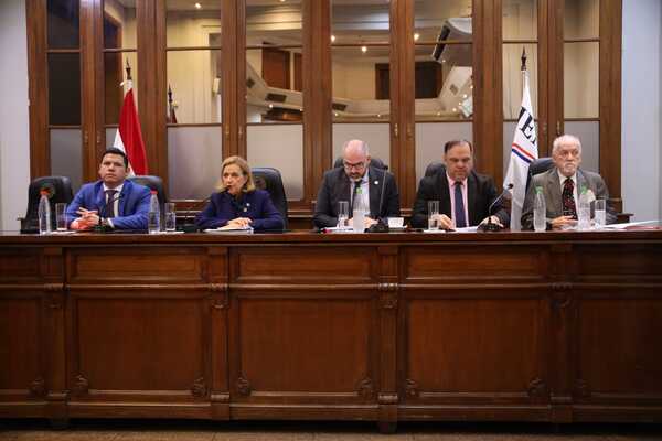 Desidia de políticos deja sin quórum sesión del JEM y posterga elección de autoridades - PDS RADIO Y TV