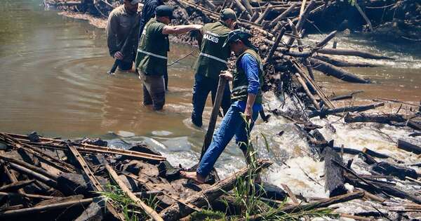 Diario HOY | Destruyen represas ilegales en los ríos Capiibary y Pirapó