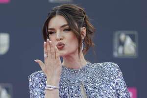 ¡Nadia Ferreira brilló en Premio Lo Nuestro! - Gente - ABC Color