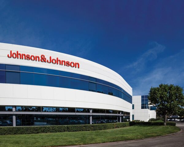 Johnson & Johnson evalúa vender DePuy Synthes por más de US$20.000 millones