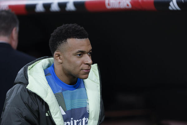 Mbappé reclama aun 2 millones de euros al PSG, que considera que ya ha pagado lo que debía