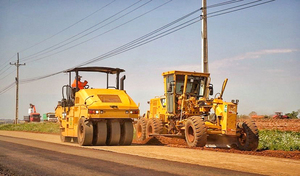 Itapúa recibirá millonaria inversión en obras viales en apoyo a la producción - Amigo Camionero