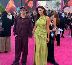 (GALERÍA) La otra paraguaya que aveí deslumbró en los premios Lo Nuestro