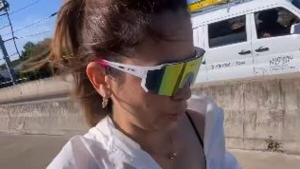 Salió a trotar y recibió bocinazos y acoso, denunció en un video