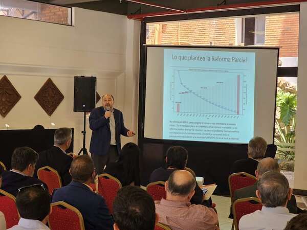 Caja Fiscal: Transparencia actuarial es clave ante posibles cambios a la reforma, sostiene economista - Economía - ABC Color