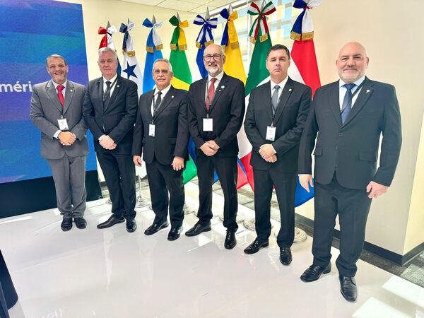 Popular / Seguridad onda Bukele: Debatieron estrategias en El Salvador