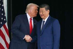 En medio del revuelo por el fallo contra sus tarifas, Trump oficializa fecha de visita a China  - Mundo - ABC Color
