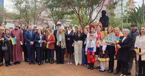 Colectividad ucraniana en Itapúa pide paz y reclama territorios en día de independencia