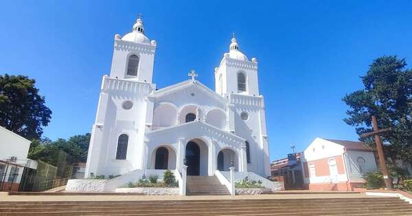 Con feria de comidas típicas diócesis de Encarnación aguarda a rallystas