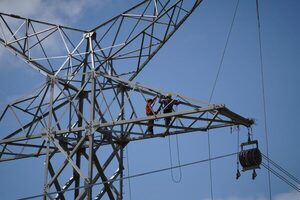 ANDE avanza en la ejecución de obras estratégicas para mejorar el servicio  - trece