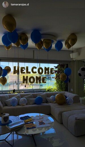 Popular / Adam Bareiro llegó a Argentina para ponerse la camiseta de Boca