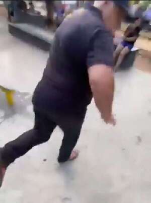 Video: guardia intentó echar a skater y se instala debate sobre uso de parques públicos - Nacionales - ABC Color