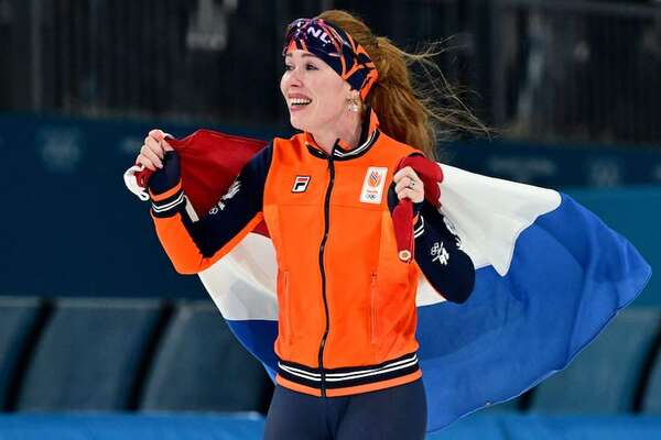 Rijpma-de Jong, oro olímpico en los 1.500 metros de patinaje de velocidad  - Polideportivo - ABC Color