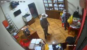 Allanan vivienda en Crucecita y detienen a sospechoso por hurto agravado en distribuidora PARESA–Coca-Cola - Policiales - ABC Color