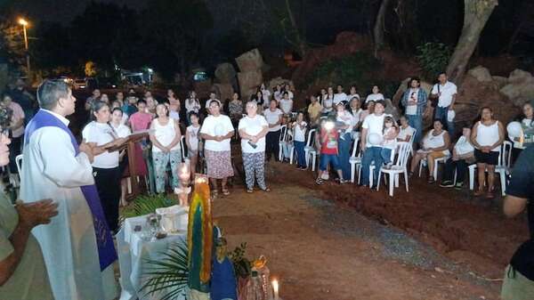 Misa en memoria de Tobías: sacerdote exhortó a un mayor compromiso social en la protección de los derechos de los niños  - Nacionales - ABC Color