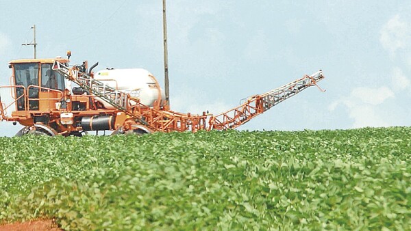 Falta de humedad en el suelo afecta a la soja, trigo y maíz