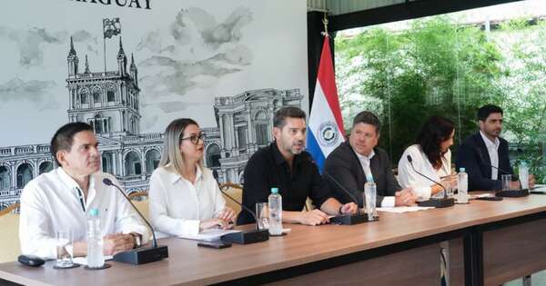 La Nación / En 30 meses, se crearon 242.000 empleos; se acerca meta de 500 mil