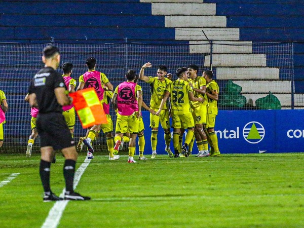 El Canario vuela alto en la Terraza