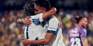 Ronaldo Martínez le dio el gol del triunfo a la T en el Gigante de Arroyito