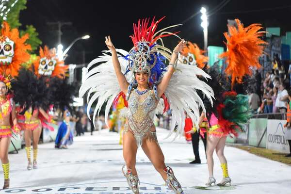 Arrancó el Carnaval Guaireño 2026 con mucho color, samba y gran despliegue artístico - Nacionales - ABC Color