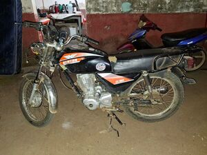 Choque frontal de motocicletas deja dos heridos en el barrio Inmaculada - Concepción al Día