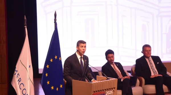 Santi, media tabla para abajo según ranking de presidentes