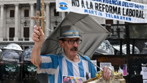 Polémica por jornada laboral de 12 horas en Argentina: ¿En qué condiciones podrá ser aplicada?