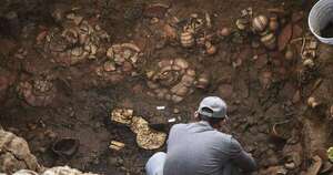 La Nación / Panamá: hallan tumba prehispánica de más de mil años con piezas de oro