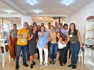 Antes que promesas llevamos hechos a los barrios, afirma Johanna Ortega     - Política - ABC Color