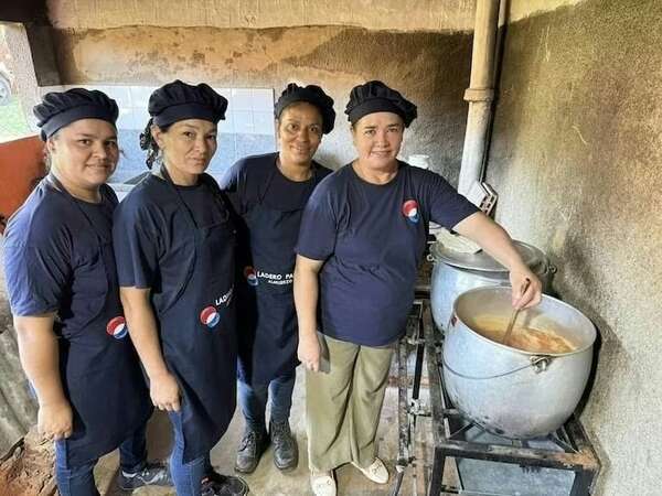 Hambre Cero en la mira: denuncian uso político del programa y exclusiones selectivas en Santa Elena - Nacionales - ABC Color