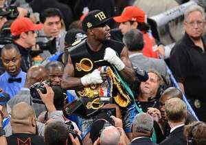 Floyd Mayweather anuncia su regreso - Polideportivo - ABC Color