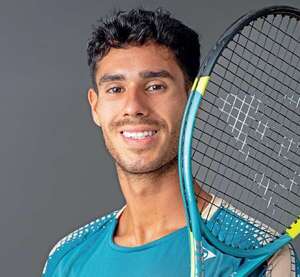 Dani Vallejo, el  punto que ilusiona  al tenis paraguayo - ABC Revista - ABC Color